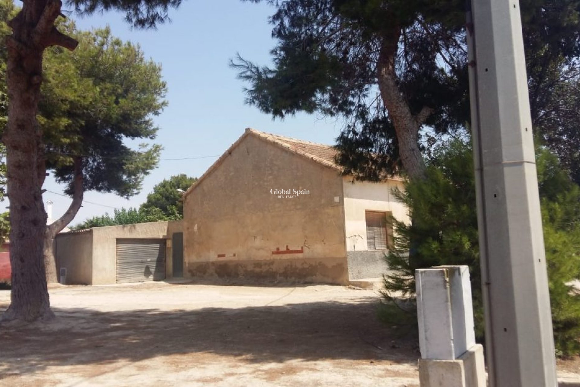 Resale - HOUSE -
DAYA NUEVA - Costa Blanca