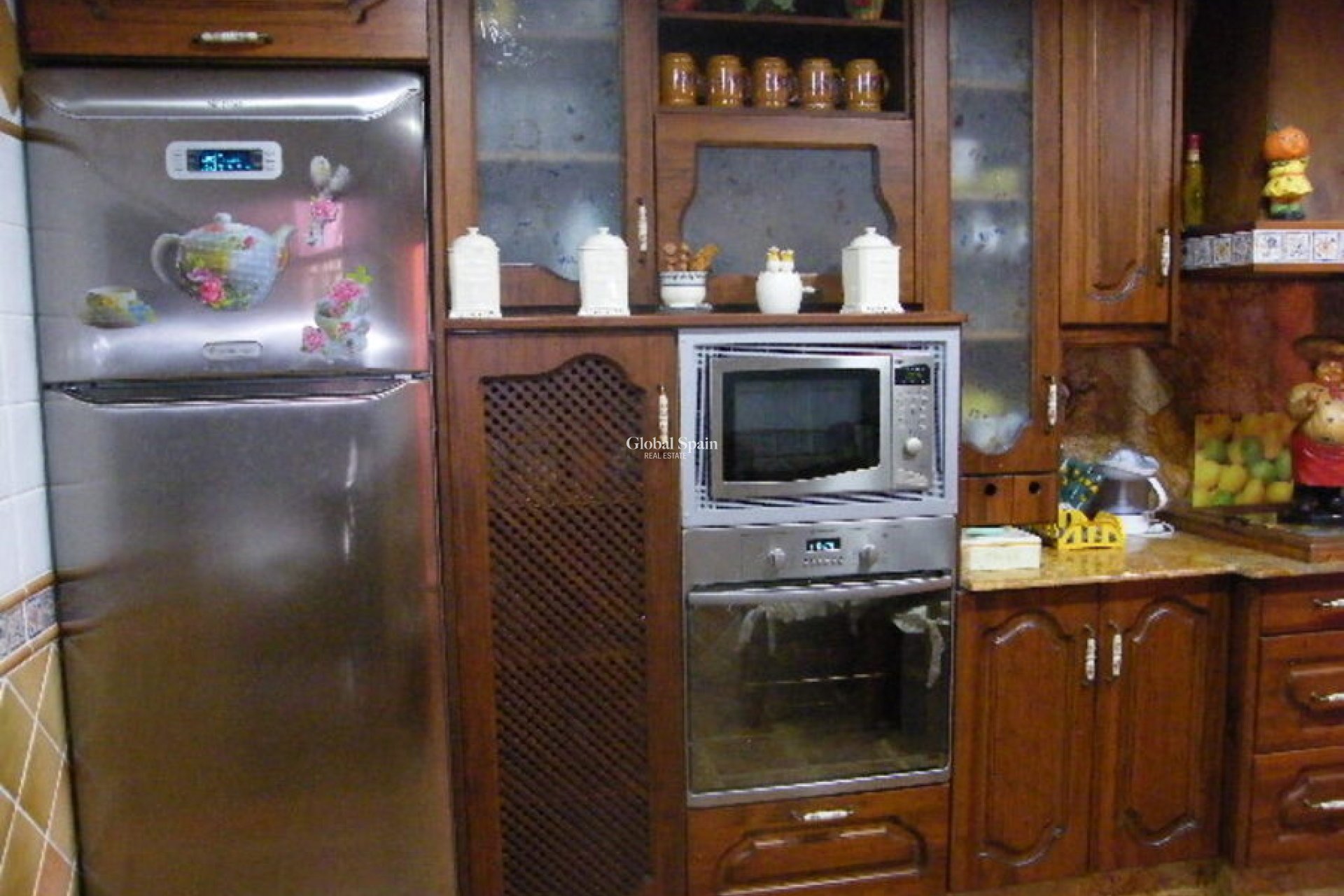 Resale - HOUSE -
DAYA NUEVA - Costa Blanca