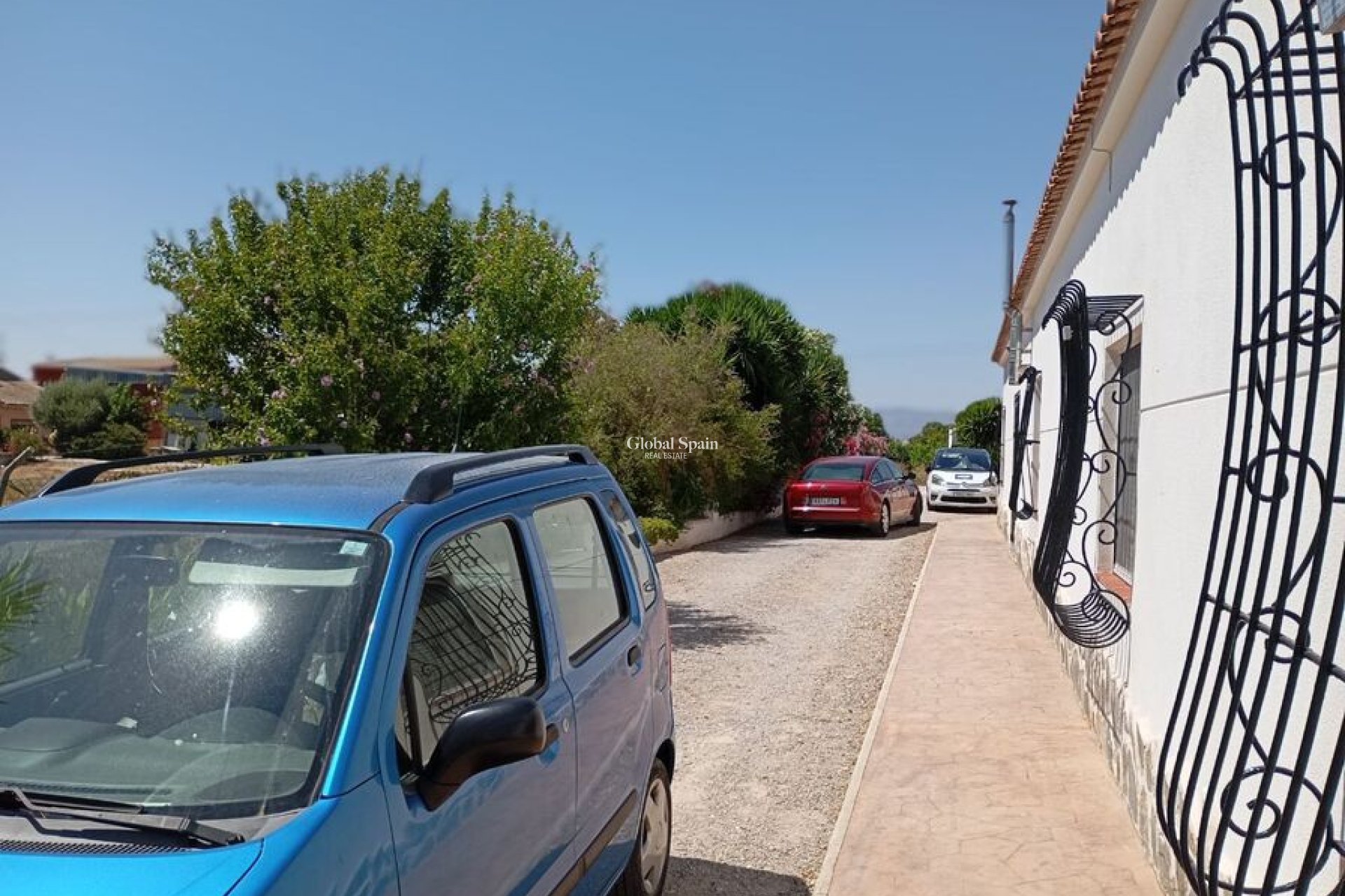 Resale - HOUSE -
DAYA NUEVA - Costa Blanca