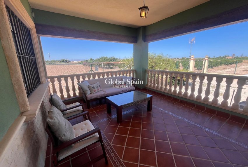 Resale - HOUSE -
DAYA NUEVA - La Bodega