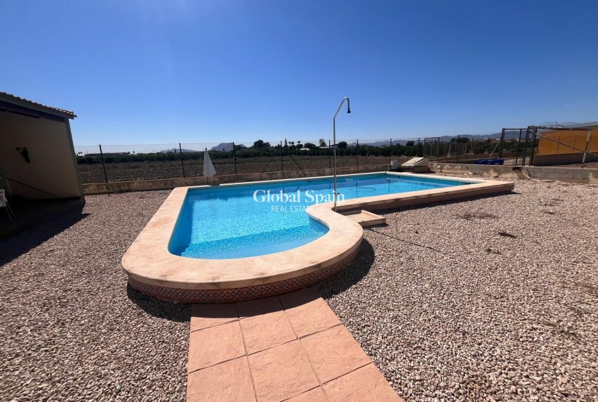 Resale - HOUSE -
DAYA NUEVA - La Bodega