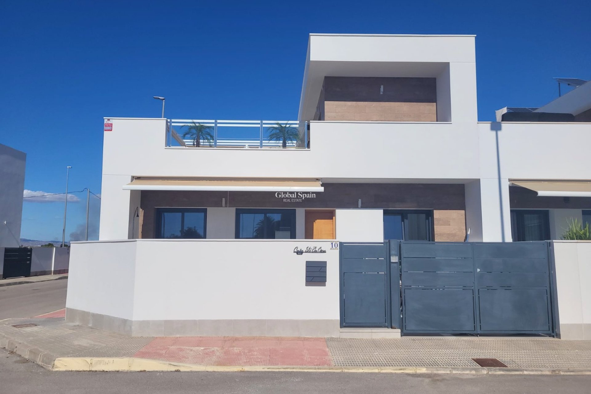 Resale - HOUSE -
DAYA VIEJA - Costa Blanca