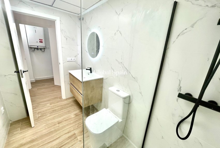 Resale - HOUSE -
DAYA VIEJA - Costa Blanca