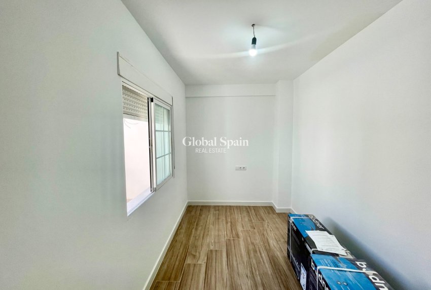 Resale - HOUSE -
DAYA VIEJA - Costa Blanca