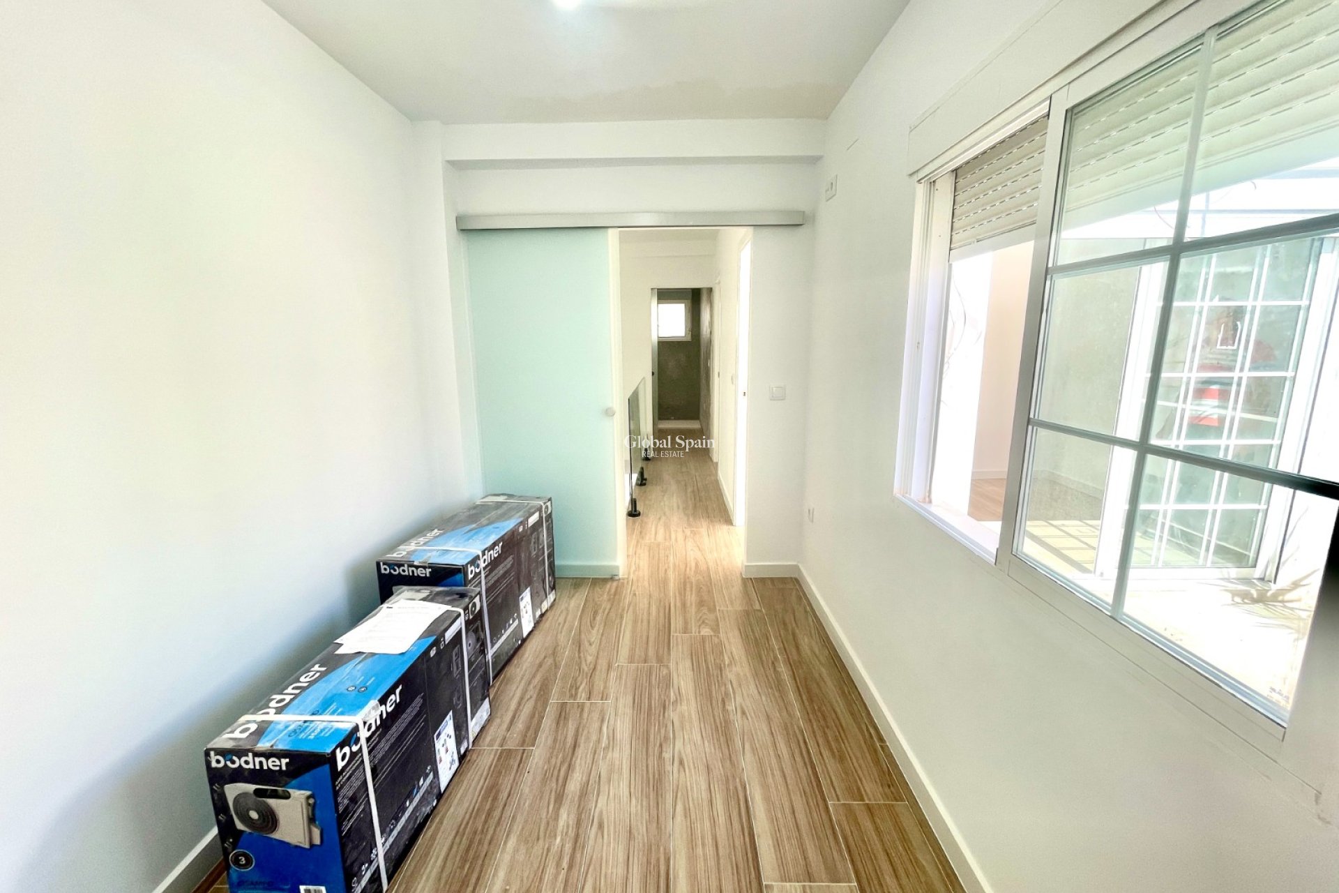 Resale - HOUSE -
DAYA VIEJA - Costa Blanca