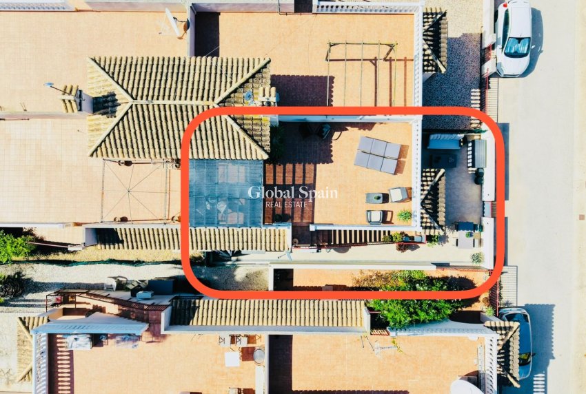 Resale - HOUSE -
DAYA VIEJA - Costa Blanca