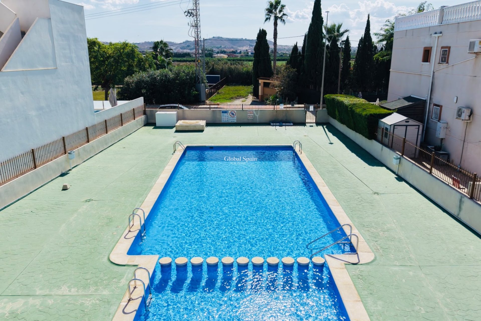 Resale - HOUSE -
DAYA VIEJA - Costa Blanca