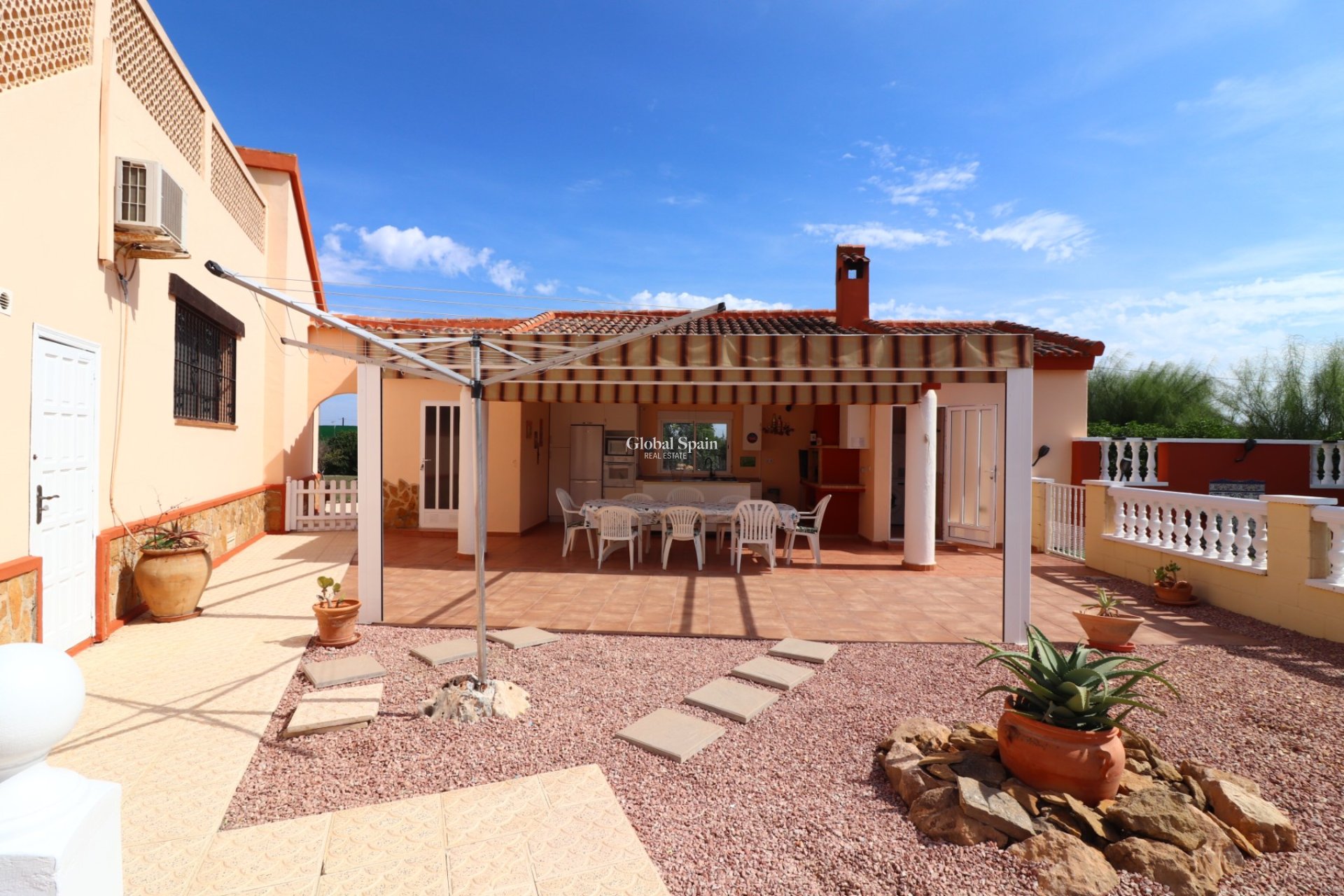 Resale - HOUSE -
DAYA VIEJA - Daya Vieja - Country
