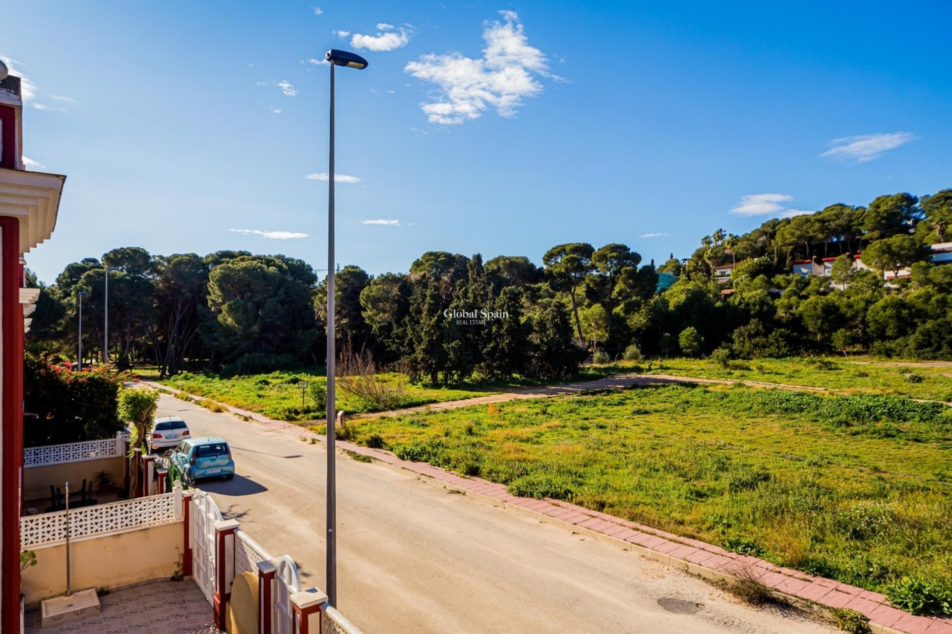 Resale - HOUSE -
DEHESA DE CAMPOAMOR - Costa Blanca