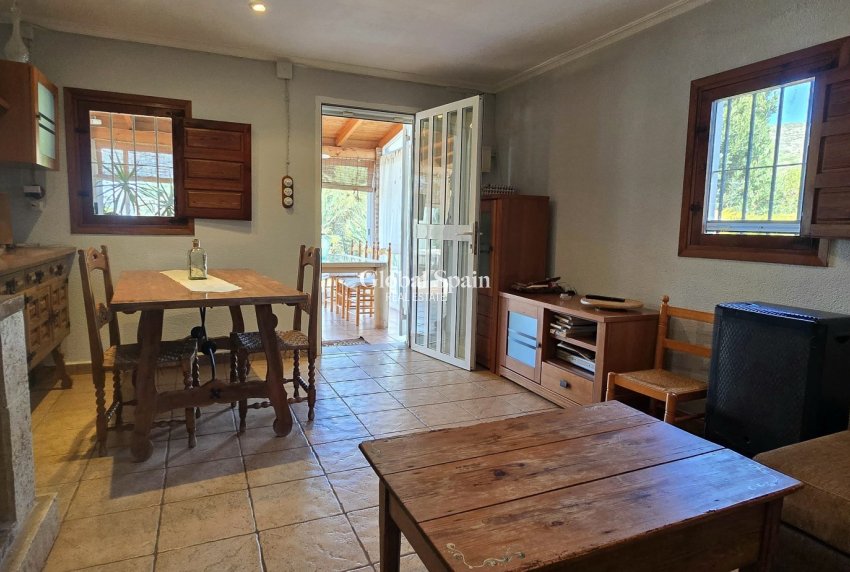 Resale - House -
DENIA - La Xara - La Sella