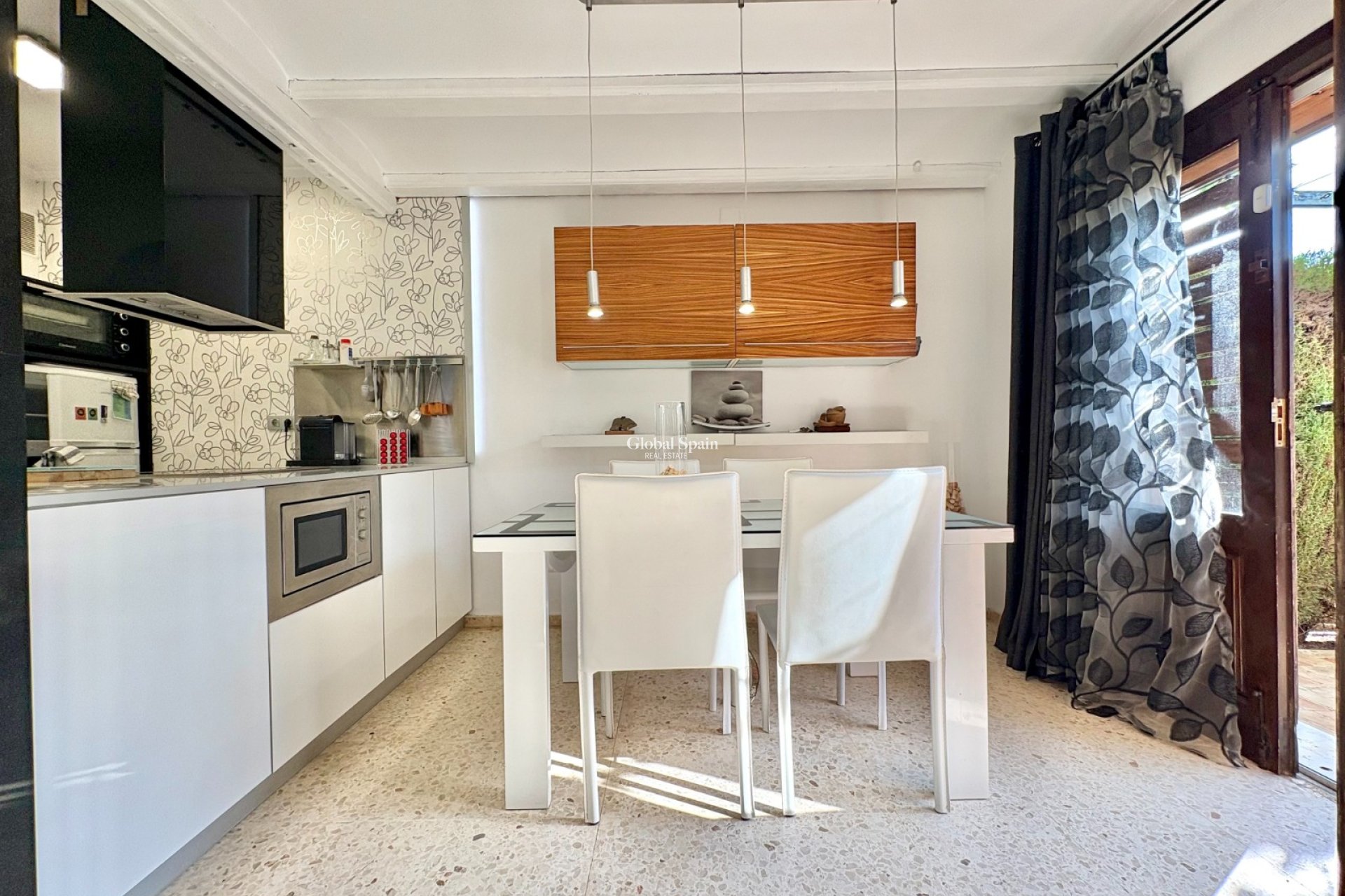 Resale - HOUSE -
DENIA - Les Marines - Las Marinas