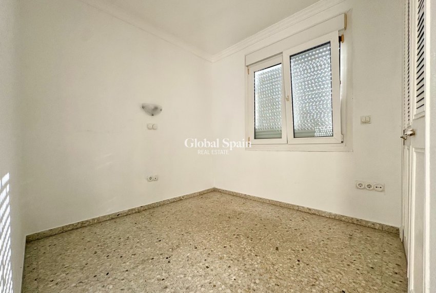 Resale - HOUSE -
DENIA - Les Marines - Las Marinas