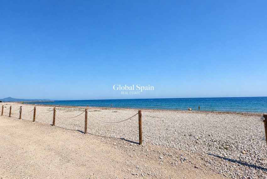 Resale - HOUSE -
DENIA - Les Marines - Las Marinas