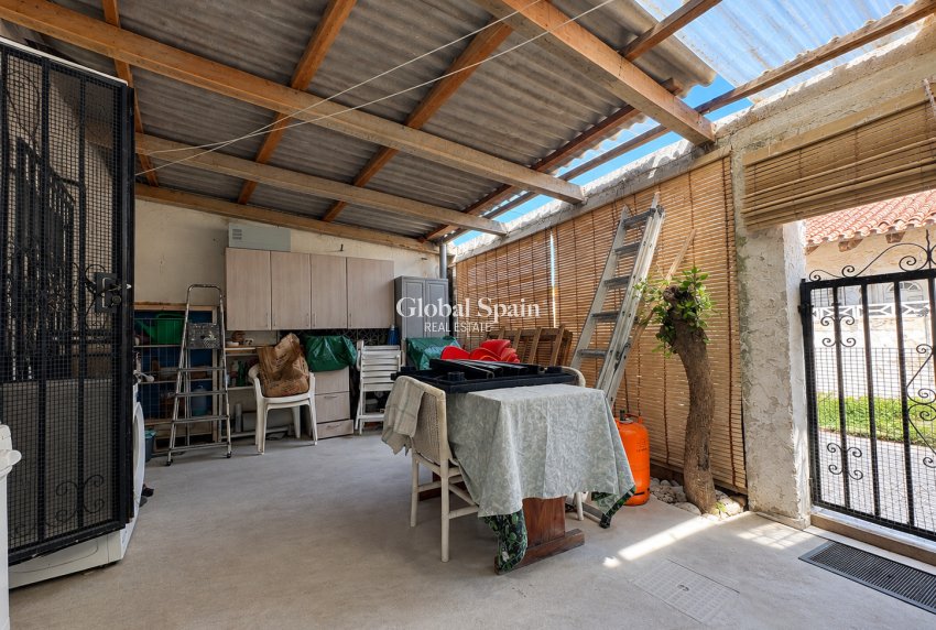 Resale - HOUSE -
DENIA - Les Marines - Las Marinas