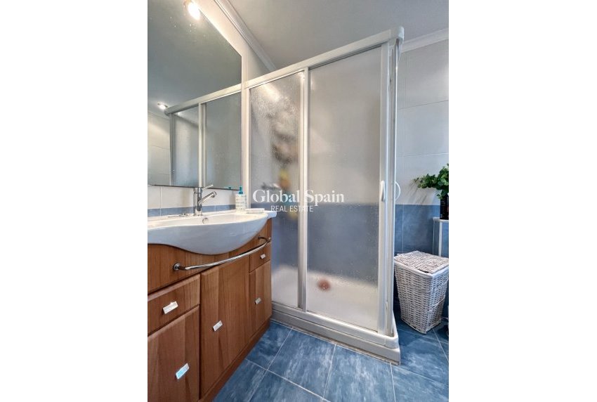 Resale - House -
DENIA - Les Marines - Las Marinas