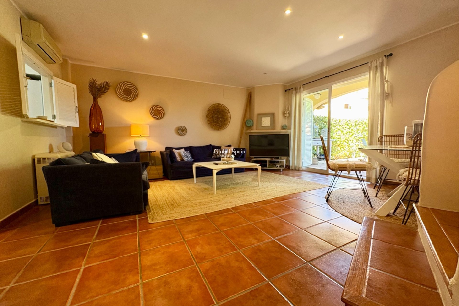 Resale - House -
DENIA - Les Marines - Las Marinas