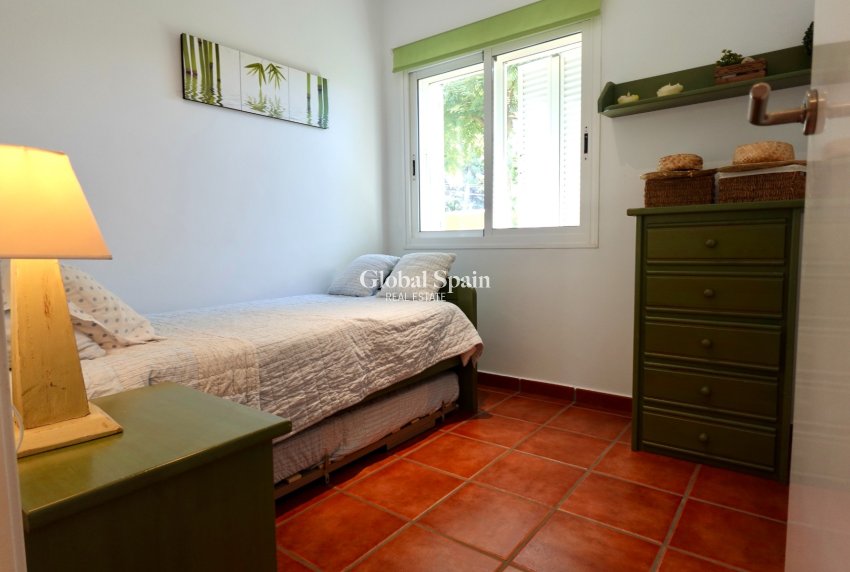 Resale - House -
DENIA - Les Marines - Las Marinas