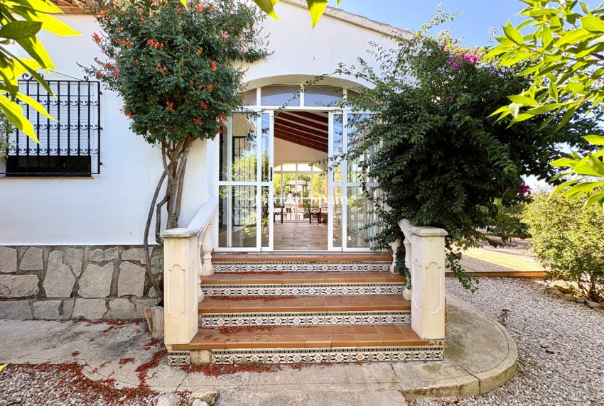 Resale - House -
DENIA - Montgó