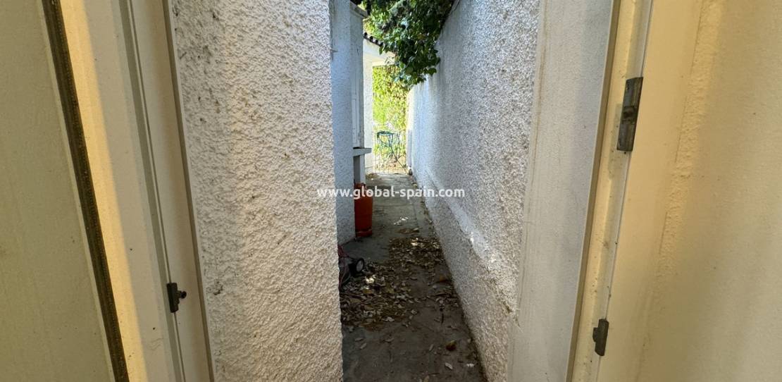 Resale - House - Detached Villa - El Rosario - Costa del Sol