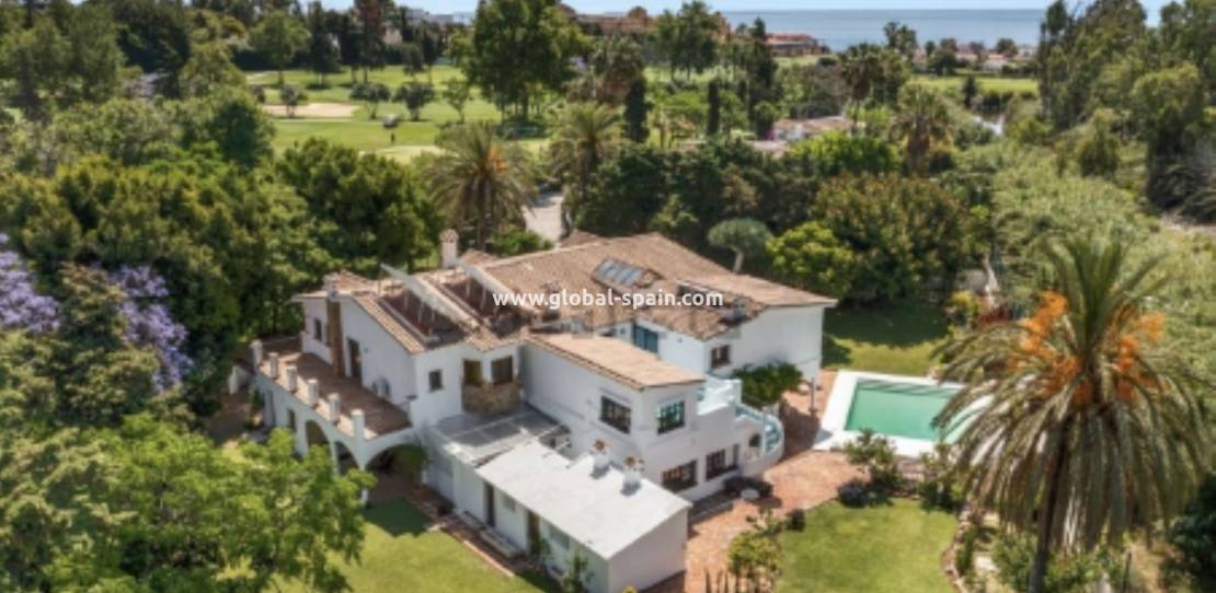 Resale - House - Detached Villa - Guadalmina Baja - Costa del Sol