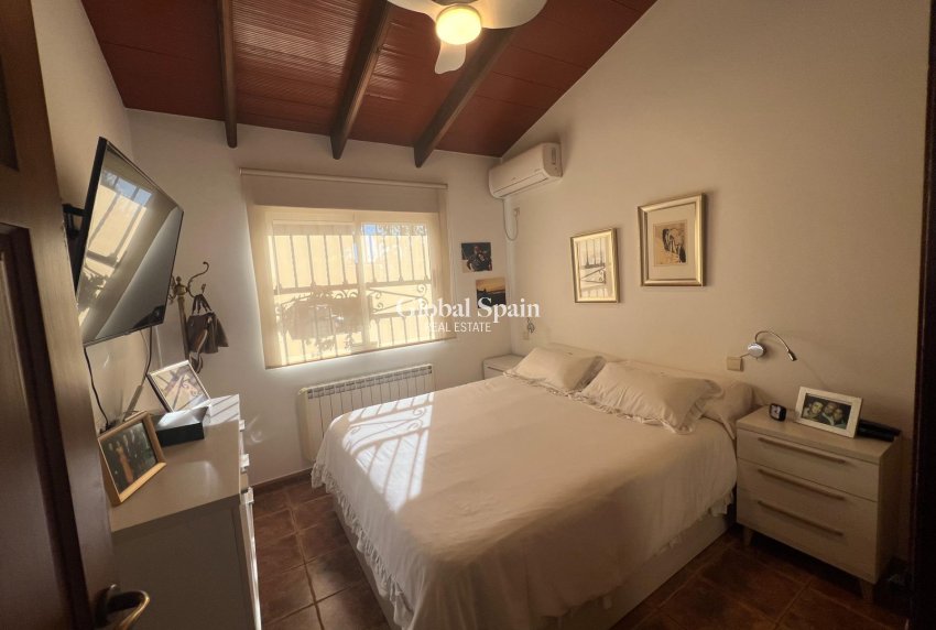 Resale - HOUSE -
DOLORES - Comunidad Valenciana