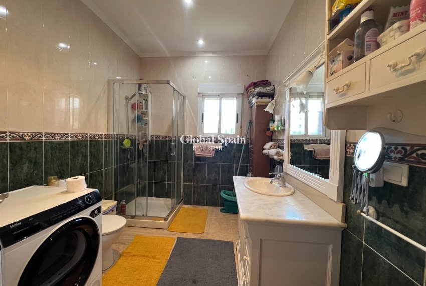 Resale - HOUSE -
DOLORES - Comunidad Valenciana