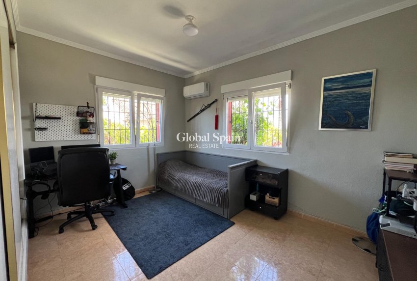 Resale - HOUSE -
DOLORES - Comunidad Valenciana