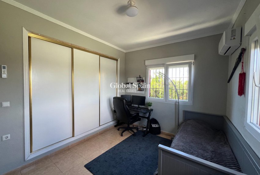 Resale - HOUSE -
DOLORES - Comunidad Valenciana