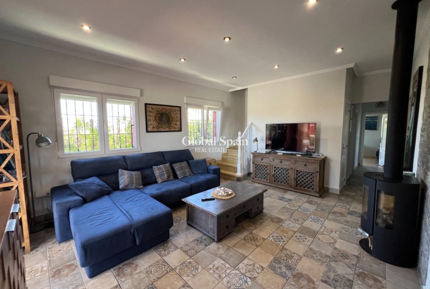 Resale - HOUSE -
DOLORES - Comunidad Valenciana