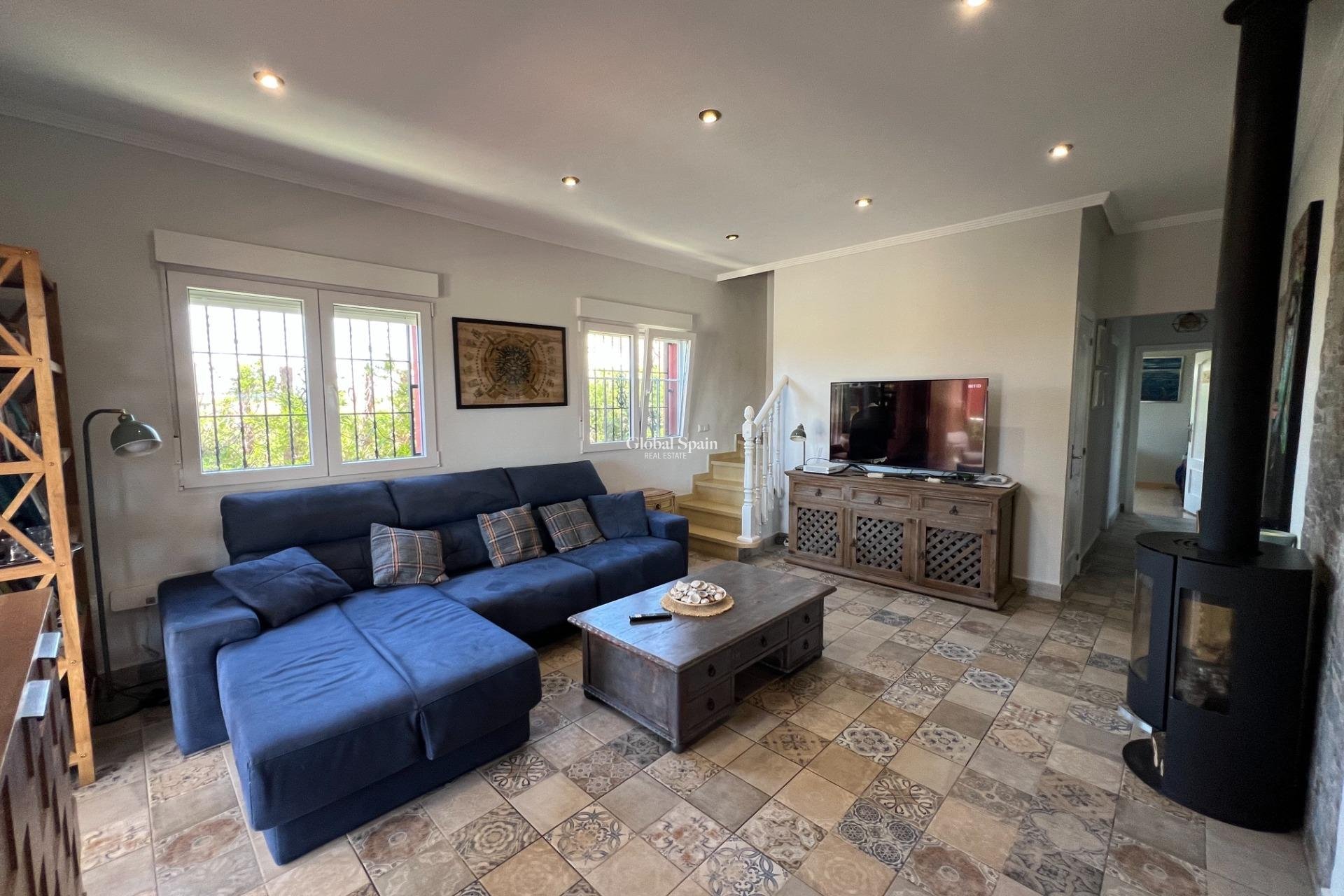 Resale - HOUSE -
DOLORES - Comunidad Valenciana