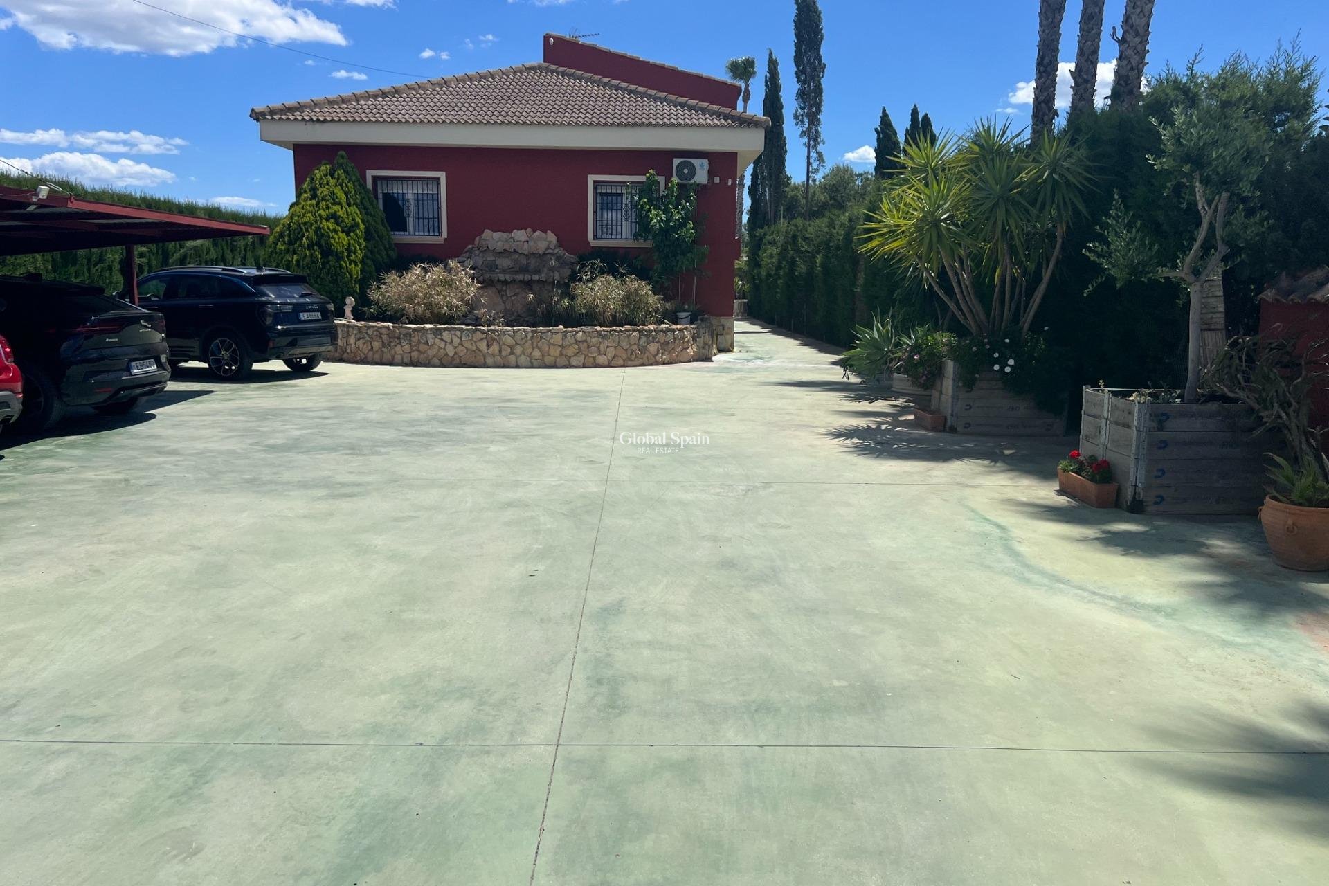 Resale - HOUSE -
DOLORES - Comunidad Valenciana
