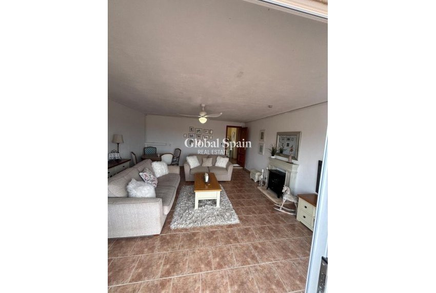 Resale - HOUSE -
DOLORES - Costa Blanca