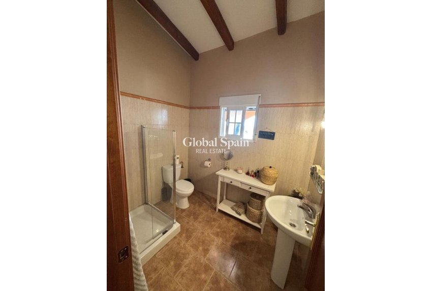 Resale - HOUSE -
DOLORES - Costa Blanca