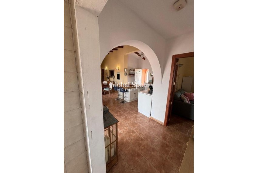 Resale - HOUSE -
DOLORES - Costa Blanca