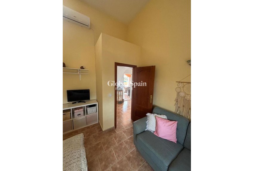 Resale - HOUSE -
DOLORES - Costa Blanca