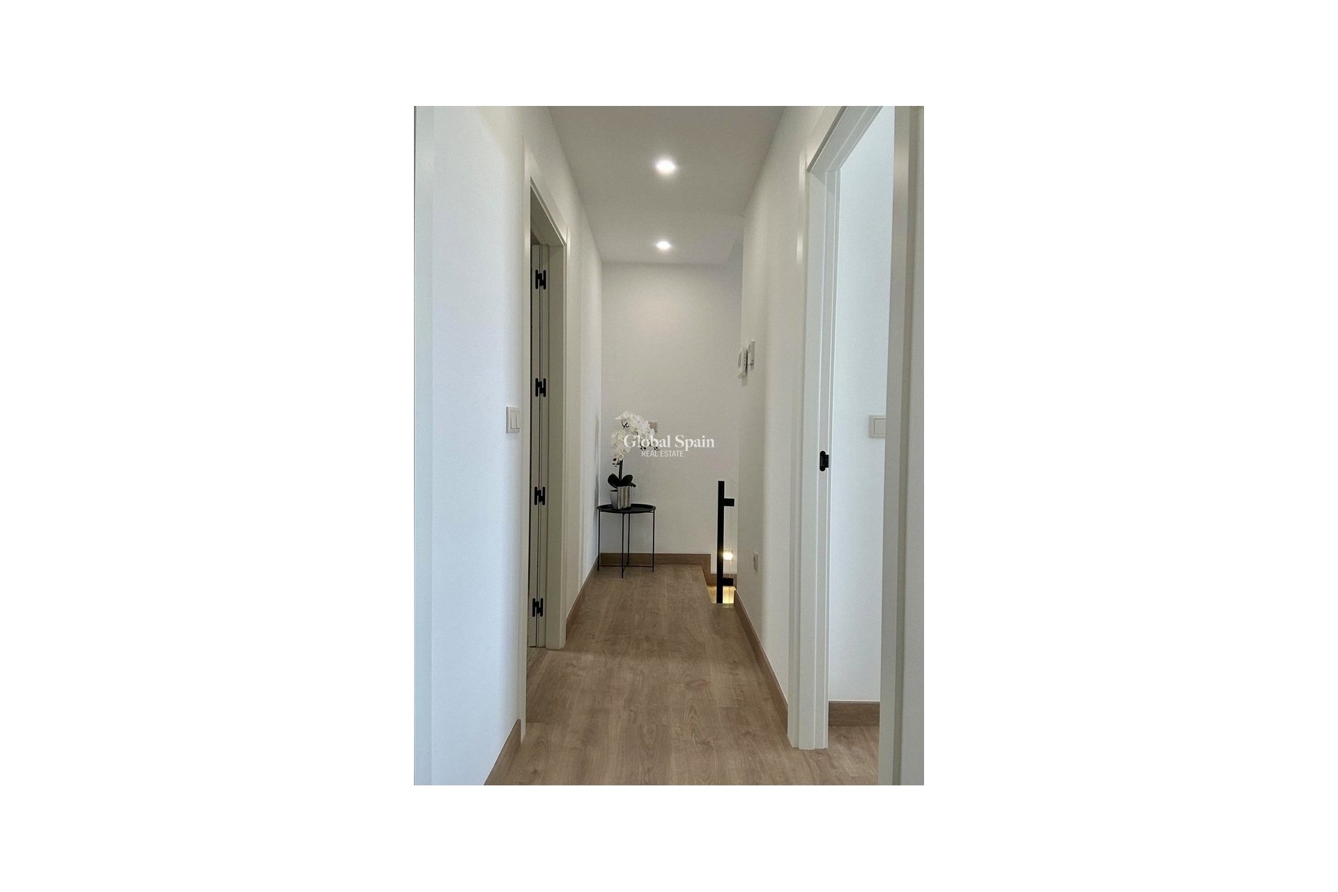 Resale - HOUSE -
DOLORES - Costa Blanca