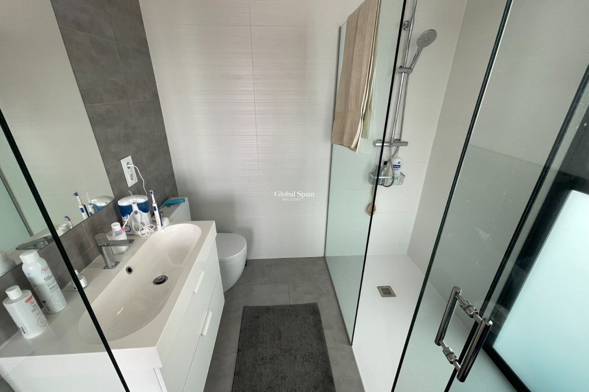 Resale - HOUSE -
DOLORES - Costa Blanca