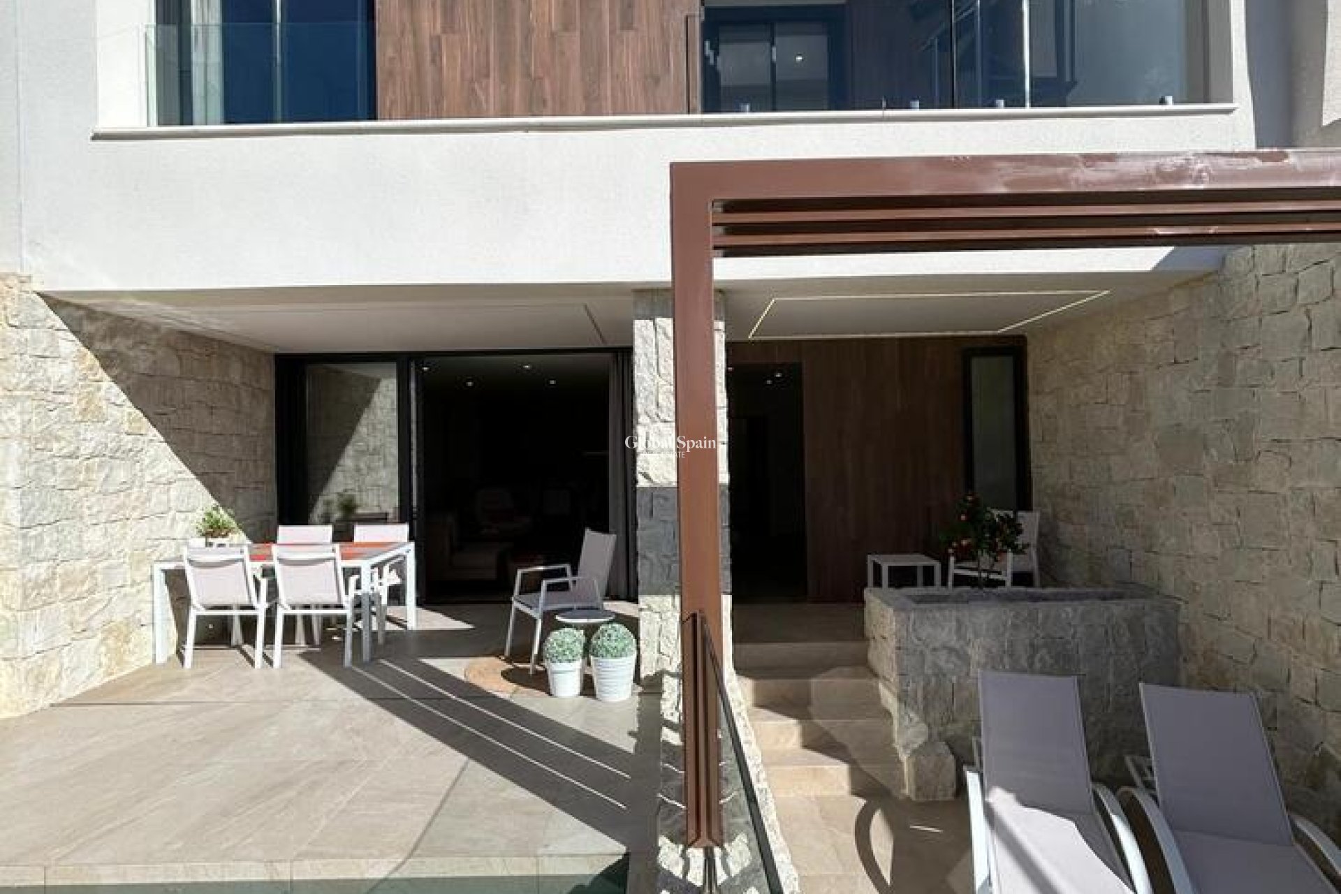 Resale - HOUSE -
DOLORES - Costa Blanca