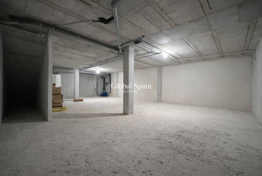 Resale - HOUSE -
DOLORES - Costa Blanca