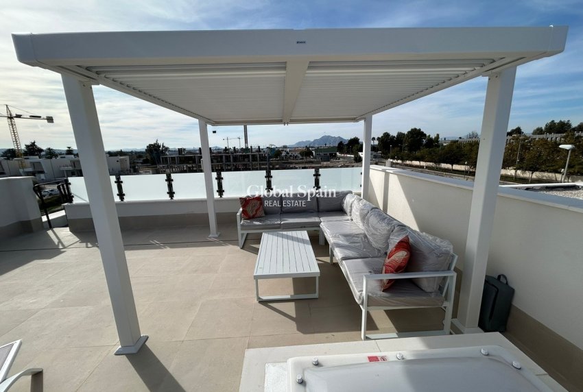 Resale - HOUSE -
DOLORES - Costa Blanca