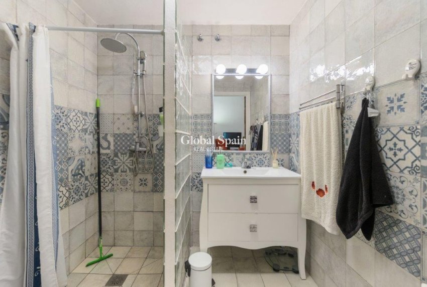 Resale - HOUSE -
DOLORES - Costa Blanca