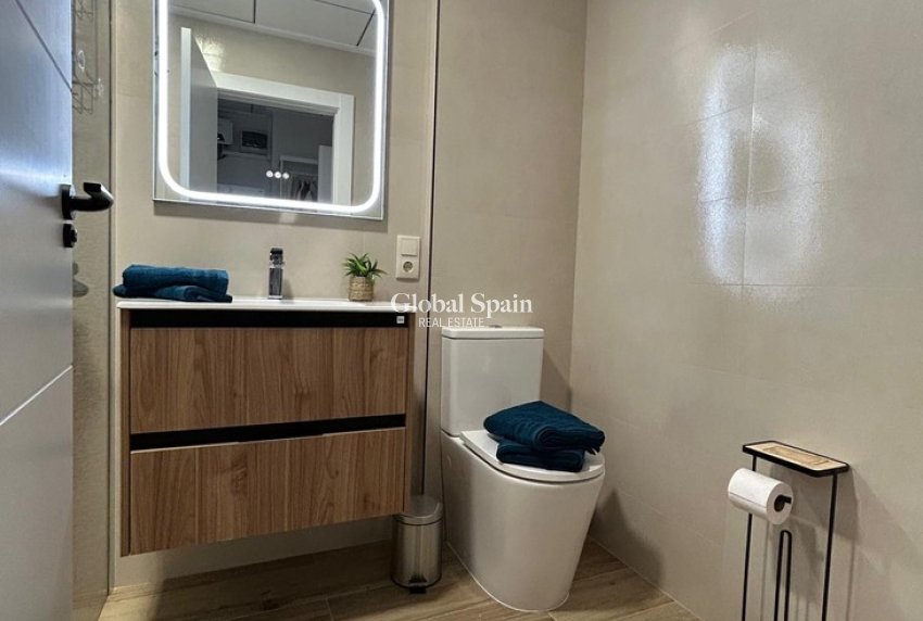 Resale - HOUSE -
DOLORES - Costa Blanca