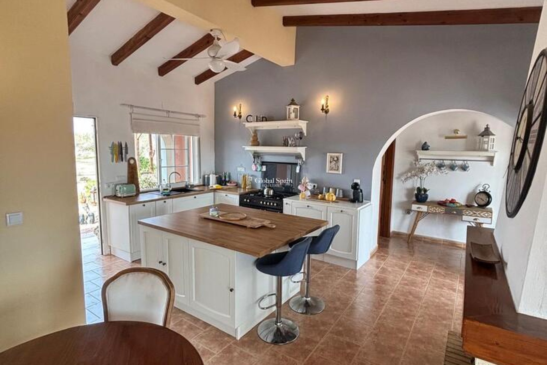 Resale - HOUSE -
DOLORES - Costa Blanca