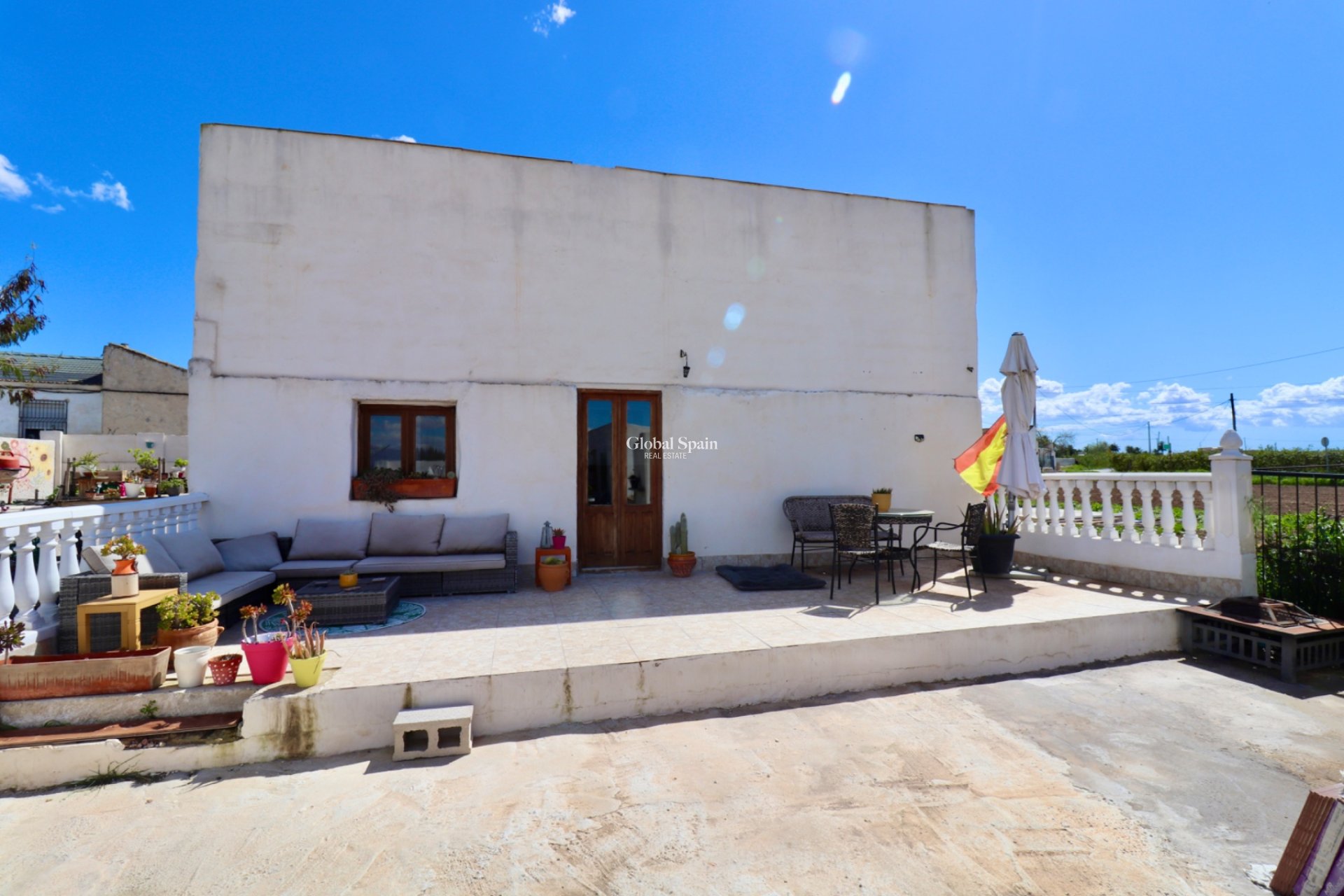 Resale - HOUSE -
DOLORES