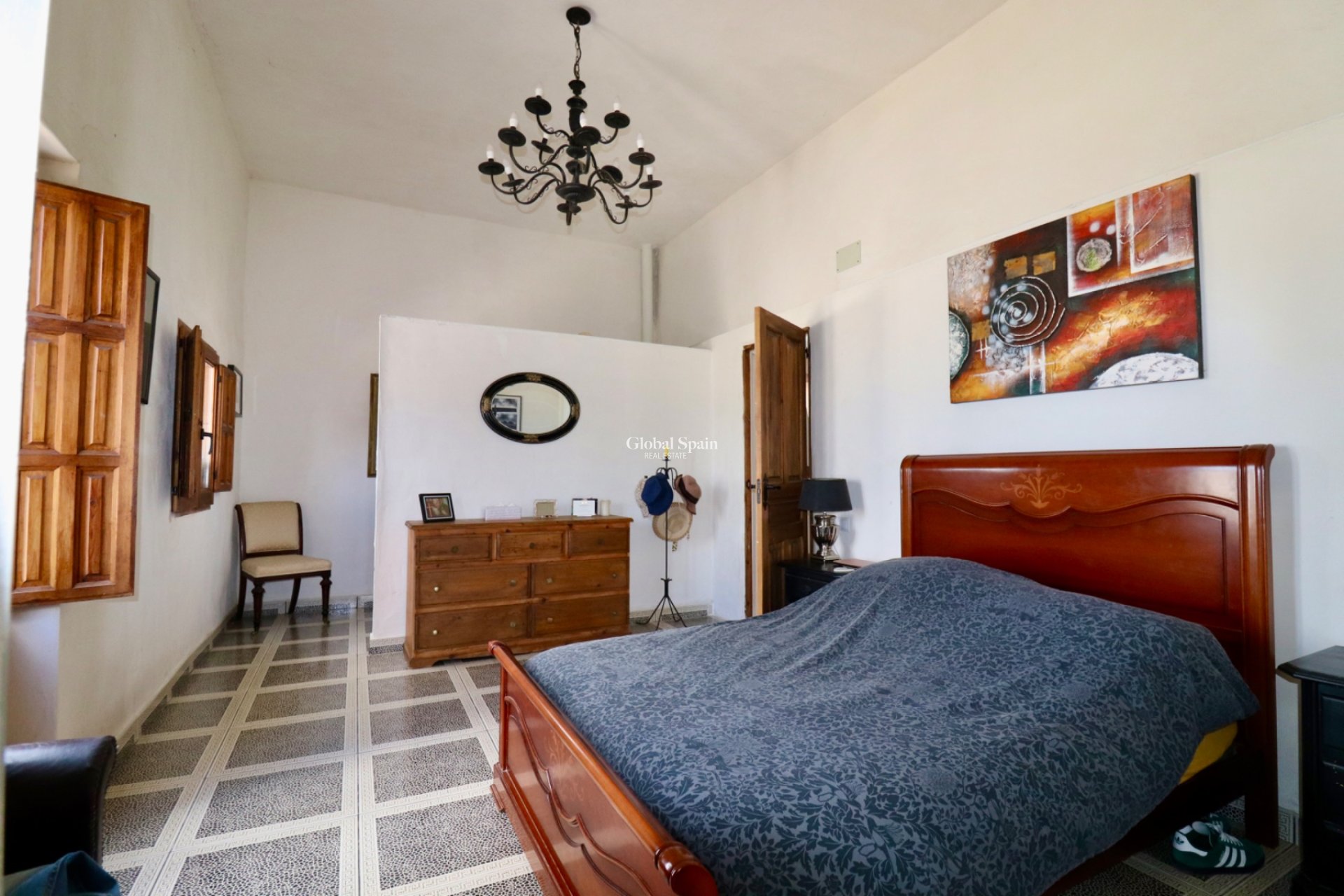 Resale - HOUSE -
DOLORES