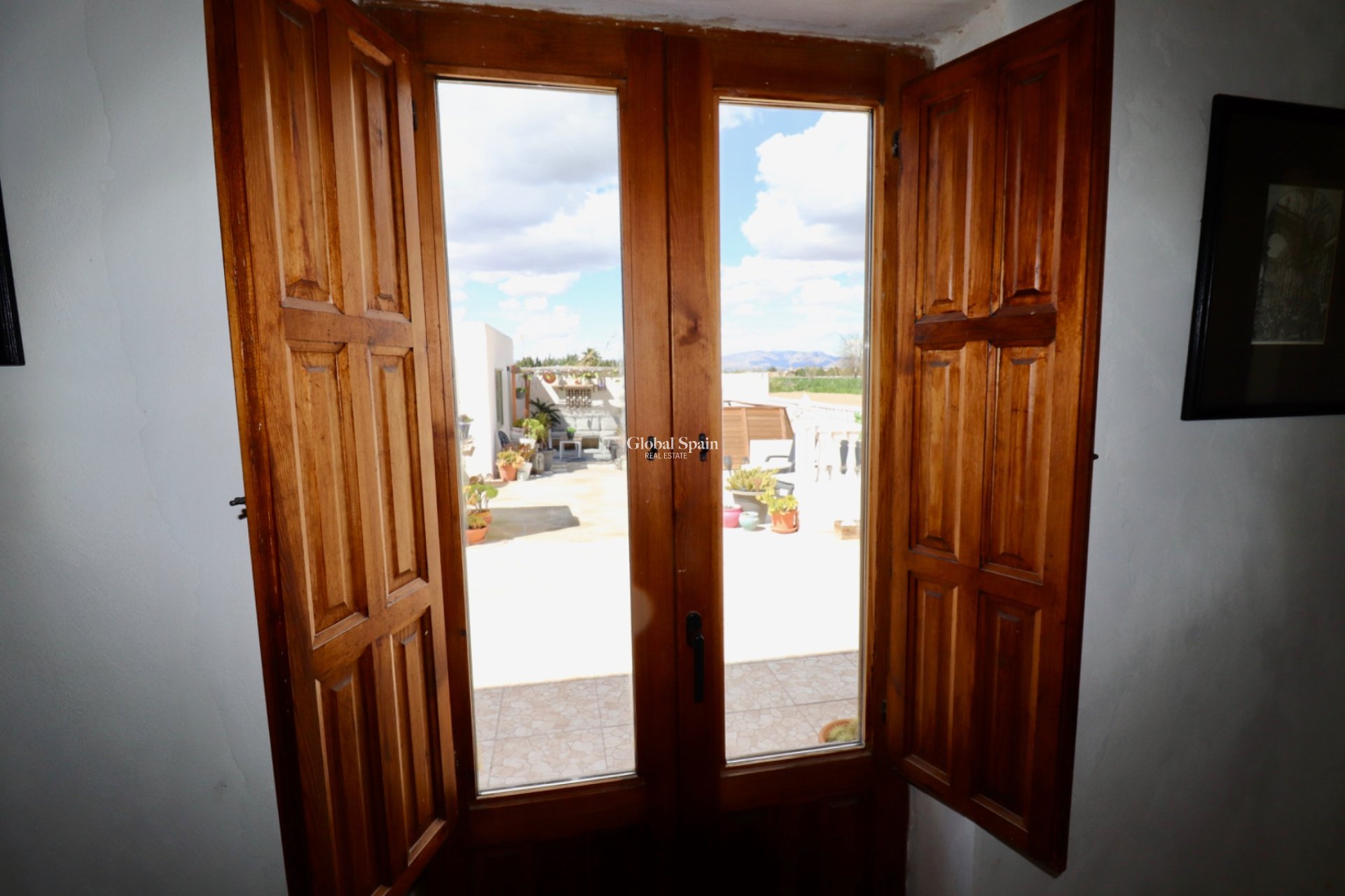 Resale - HOUSE -
DOLORES