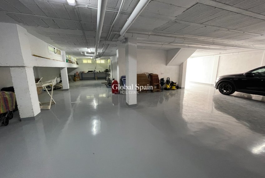 Resale - House -
DOLORES