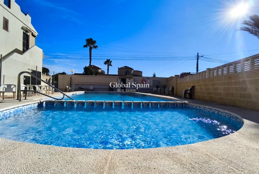 Resale - HOUSE -
EL CHAPARRAL - Inland