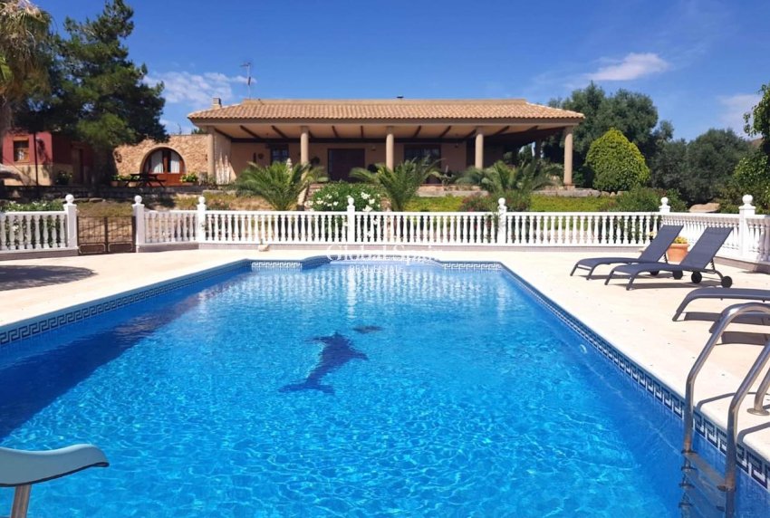 Resale - HOUSE -
EL ESPARRAGAL - Inland