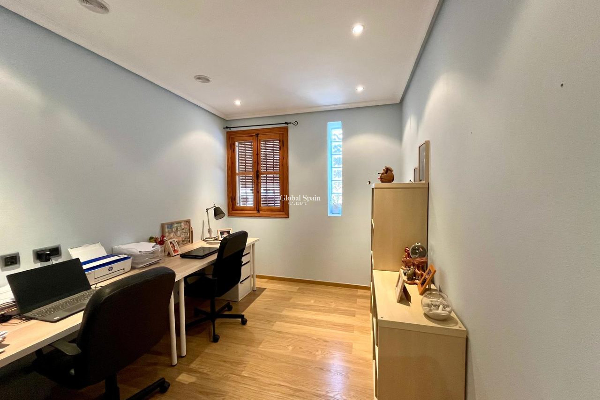 Resale - HOUSE -
EL ESPARRAGAL - Inland